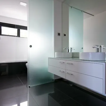 Spacious Luxury Holiday Apartment With A Great View, Funchal, Free Wifi And Parking Exterior foto
