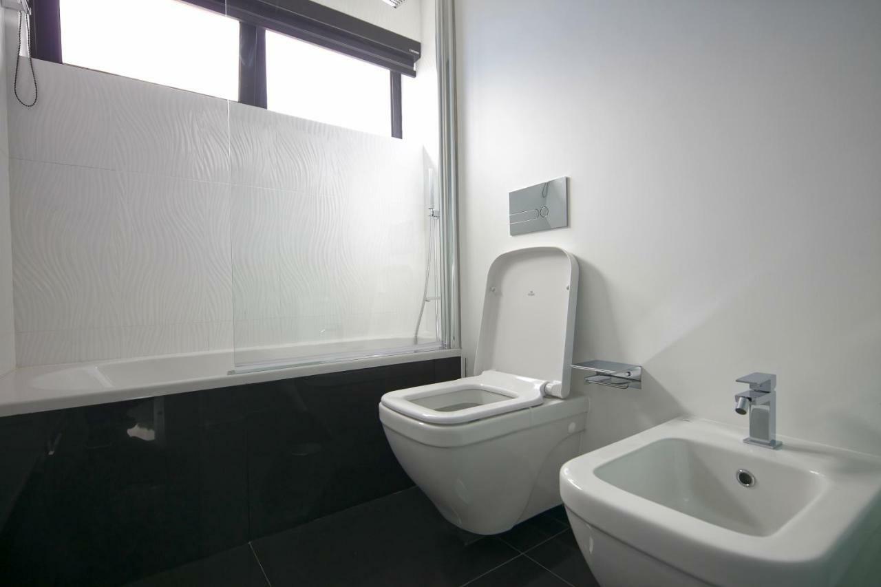 Spacious Luxury With A Great View, Funchal, Free Wifi And Parking Appartement Funchal (Madeira)