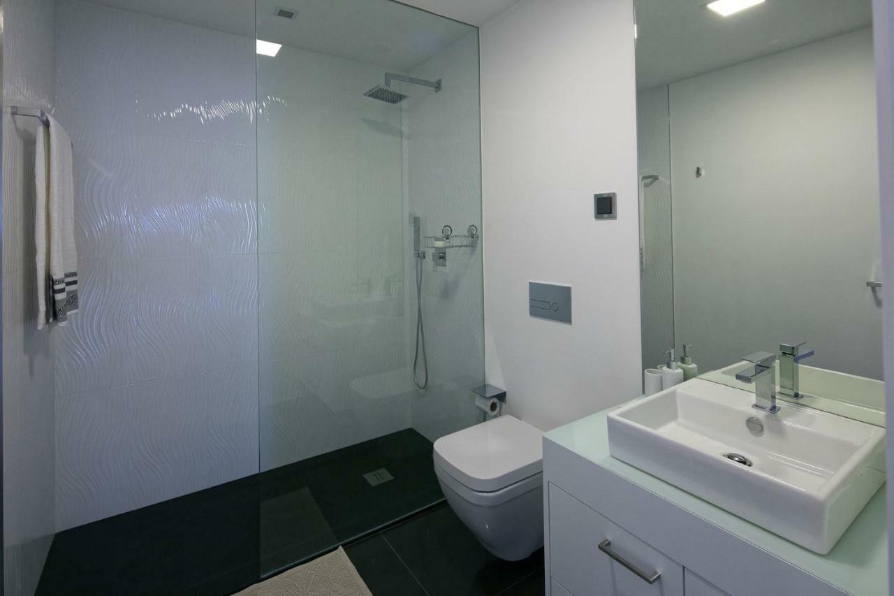 Appartement Spacious Luxury With A Great View, Funchal, Free Wifi And Parking